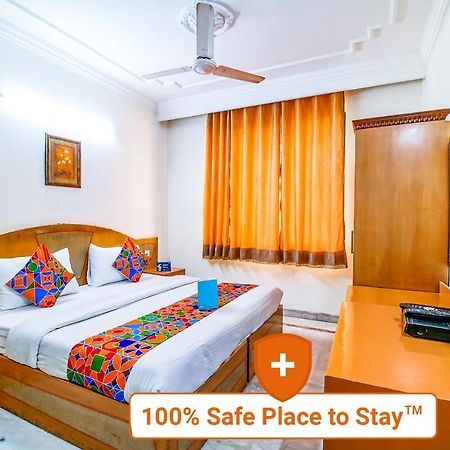 แฟ็บโฮเต็ล อศุ พาเลซ Hotel เดลี ภายนอก รูปภาพ