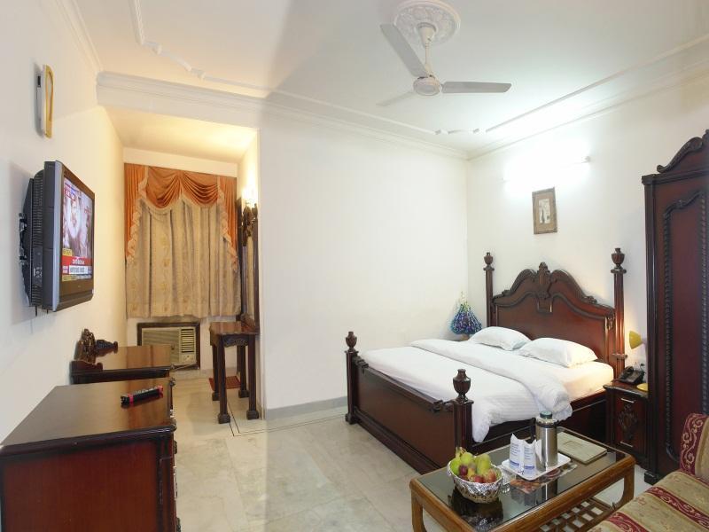 แฟ็บโฮเต็ล อศุ พาเลซ Hotel เดลี ภายนอก รูปภาพ